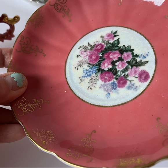 Vintage Teacup and saucer matching set - Picture 6 of 12